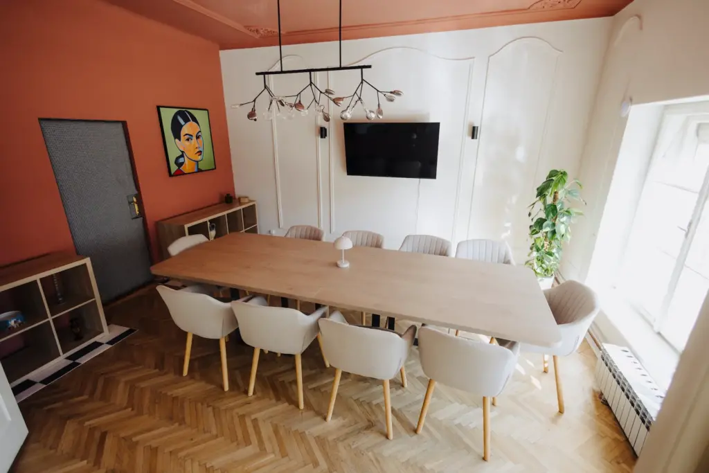coworking salonac meeting room